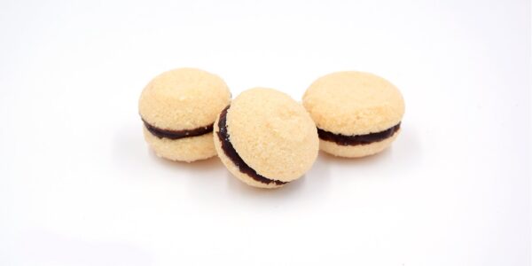 Baci di dama alle mandorle - Dolcemagic