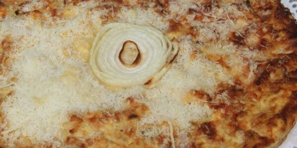 Torta salata di Cipolle e Speck - Valdigne